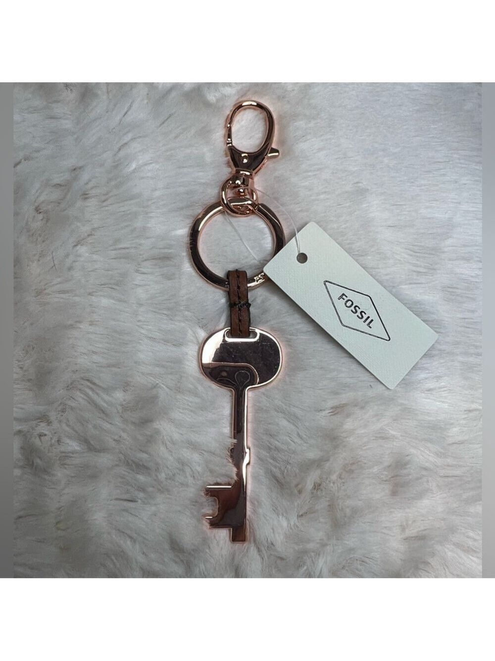 FOSSIL SOFIA ROSE-GOLD TONE SKELETON KEY FOB - Picture 2 of 8